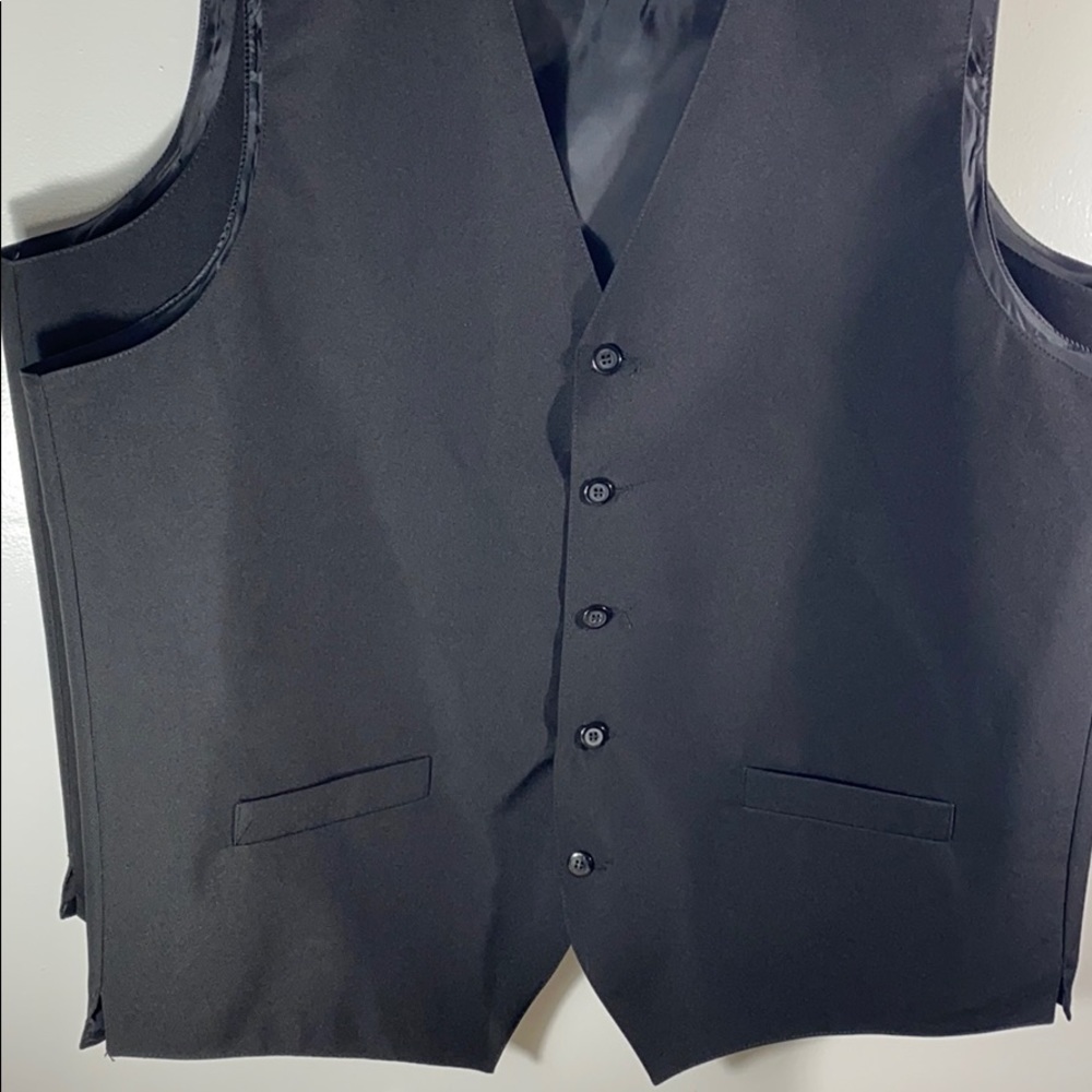 3 Dress Service vests